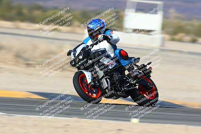 media/Jan-13-2024-SoCal Trackdays (Sat) [[9c032fe5aa]]/Turn 4 (135pm)/